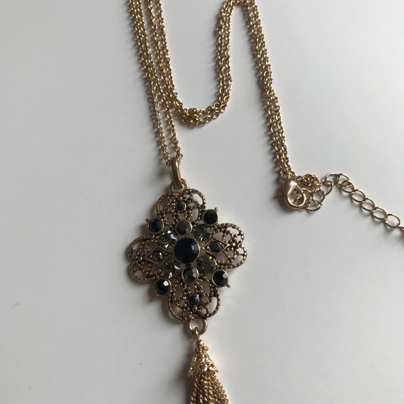 Accessorize brand- Long pendant necklace with black and gray zircon stones. - Picture 3 of 4